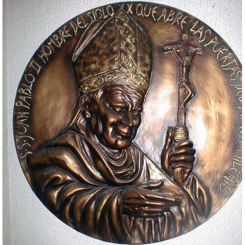 Pope John Paul II Statue, Pope John Paul Statue, Pope John Paul II medallion, Pope John Paul II Saint Statue, Pope John Paul II medallion Saint Statue